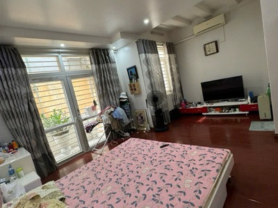 Bán nhà phân lô lạc trung   75m    mặt tiền 6m  gara 2 ô tô  giá 23 tỷ 2