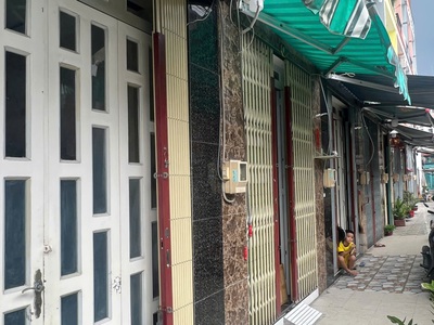 Nhà mới 4 tầng đồng sở hữu sát hxh đường phạm thế hiển p6q8 2
