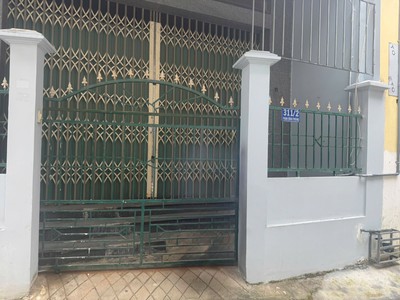 Cho thuê nhà có thể kinh doanh ngay mặt tiền phan đình phùng tp quảng ngãi 0
