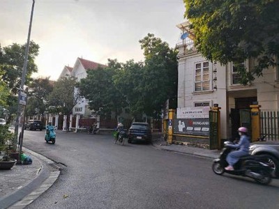 Biệt thự Làng Việt Kiều Châu Âu 0