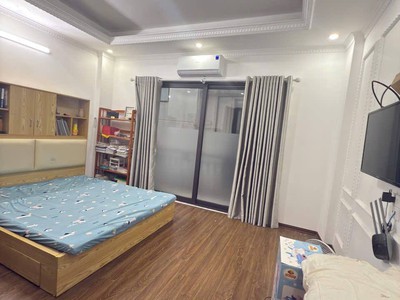 Bán nhà hoàng hoa thám 36m 6 tầng thang máy mặt tiền 5m giá chào 8 tỷ 2