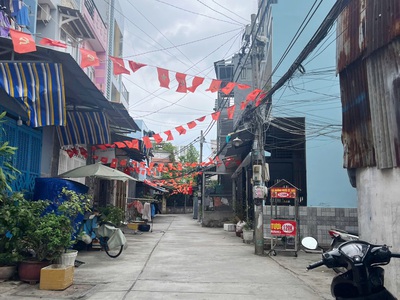 Nhà mới 4 tầng đồng sở hữu sát hxh đường phạm thế hiển p6q8 4