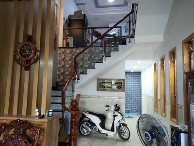 Bán nhà 4 tầng, 56m , 4pn, 5wc, 8.9 tỷ, q.9, đỗ xuân hợp 1