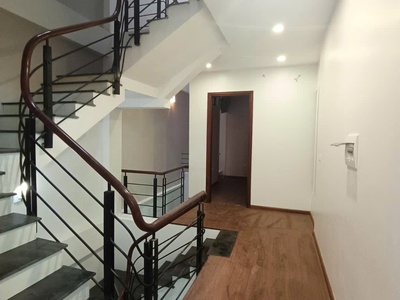 Cực gấp  đang bán nhà đền lừ dòng tiền gà đẻ trứng vàng. 71m 6t - 14 phòng kk. 900 triệu/suýt 1 tỷ/ 3