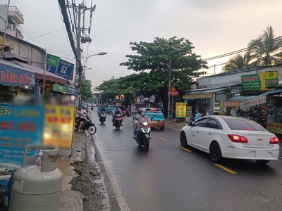 Giảm sốc 2 tỷ   bán nhà 2 tầng mặt tiền đường 20m - bình chiểu   122m    kinh doanh sầm uất 3