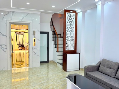 Lô góc 2 mặt ngõ - nhà mới - thang máy - vị trí gần 1