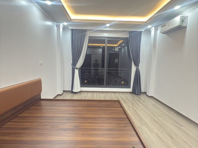 Lô góc 2 mặt ngõ - nhà mới - thang máy - vị trí gần 3