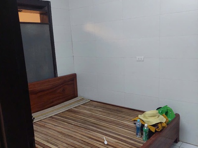 Cho thuê nhà tập thể b9 kim liên, 3 tầng, 12 triệu vừa ở vừa kinh doanh, ô tô đỗ trước nhà 3