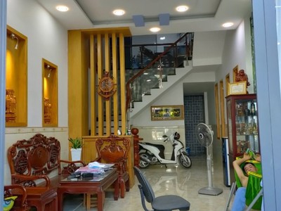 Bán nhà 4 tầng, 56m , 4pn, 5wc, 8.9 tỷ, q.9, đỗ xuân hợp 0