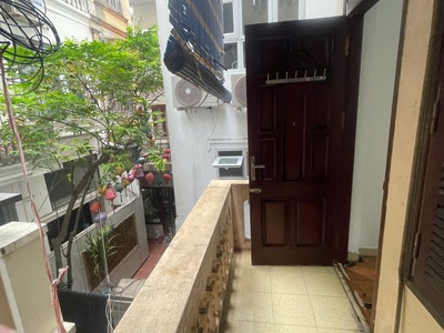 Cho thuê phòng trọ khu vực bách-kinh-xây,25 - 30m2, giá 3,4 - 3,8tr/tháng, có đủ giường tủ bàn ghế 3