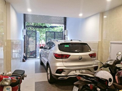 Bán nhà mặt tiền chợ rạch ông 4x25 thang máy chỉ 10 tỷ 2 1