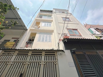 Bán chdv - chính chủ 16pn - doanh thu 40tr/th - 5 tầng hoàn công đủ - p5 tân bình - phạm văn hai - 0