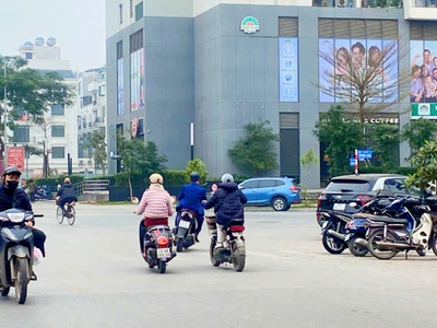 Bán nhà xuân đỉnh, 38m,5 tầng, ngõ nông, gần ôtô, full nội thất, phân lô - chỉ 7.15 tỷ 2