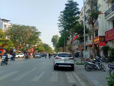Bán nhà phân lô xuân là, ôtô tránh, kinh doanh, 5t thang máy, 92m2 nhỉnh 33 tỷ 4