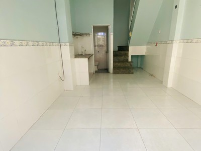 Bán gấp nhà chính chủ - giá tốt tại phường thạnh lộc, quận 12, tp hồ chí minh 2