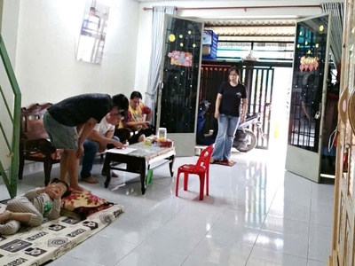 Nhà rẻ quận 9, hẻm xe hơi, diện tích 50m2, 2 tầng kiên cố, ở ngay chỉ 2.2 ty 3