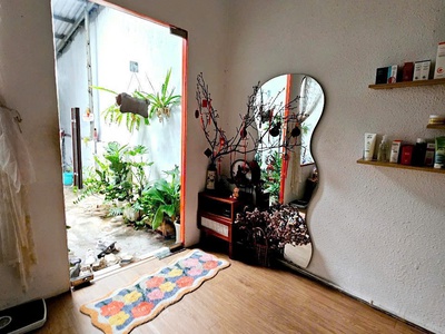 Bán Gấp Nhà Đường Nguyễn Du Dĩ An Đang Cho Thuê KD SPA 1