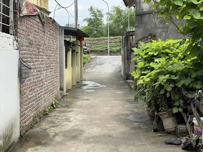 Đất Thổ Cư Làng Vàng: 108m2, nở hậu, ô tô vào, gần đường Đê Vàng 0