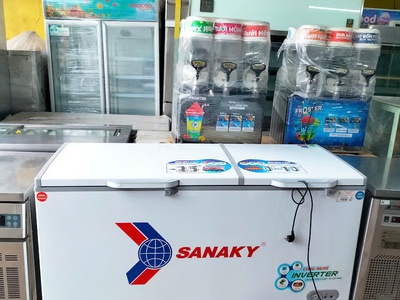 Tủ đông,mát hiệu sanaky dung tích 660l công nghệ tiết kiệm điện 1