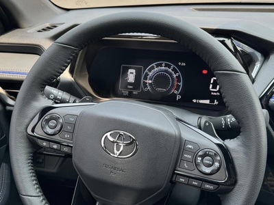 Bán xe Toyota Yaris Cross 1.5 CVT 2024, màu trắng. 11