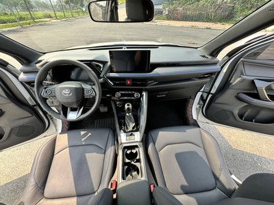 Bán xe Toyota Yaris Cross 1.5 CVT 2024, màu trắng. 14