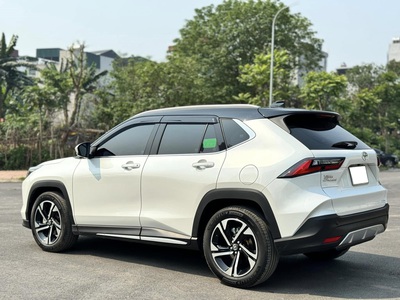 Bán xe Toyota Yaris Cross 1.5 CVT 2024, màu trắng. 4