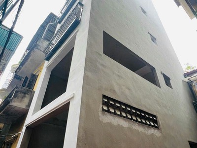 Đội Cấn 38m2 x 6 tầng x mặt tiền 4.2M - Lô góc 3 thoáng - Ngõ nông, gần phố. 0