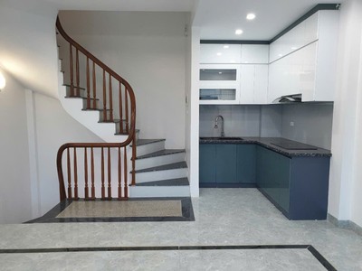 Bán nhà thượng phúc 30.3m , 5t, ban công thoáng, vài bước ra ô tô, chỉ 6.1 tỷ 0