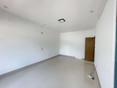 Nhà mặt tiền đương   bùi dương lịch   sơn trà   vỉa hè rộng   giá tốt 1