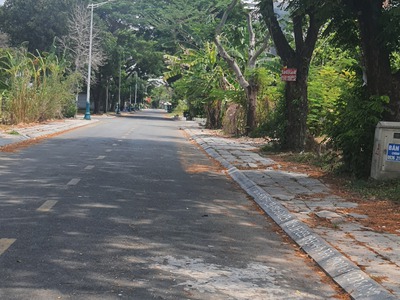 Đất biệt thự DA Huy Hoàng đường Phan Bá Vành DT 540m2 30x18m  LG 16m hướng Đông Nam giá 124tỷ 0