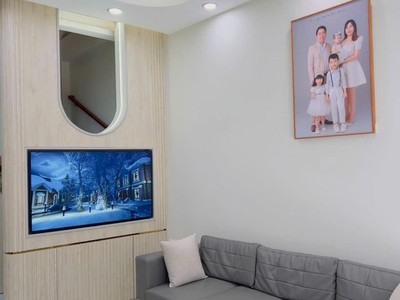 Hiếm nhà nguyễn lân-phân lô-ô tô-gần hồ- 43m-5t giá 7,45 tỷ 1