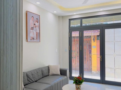 Hiếm nhà nguyễn lân-phân lô-ô tô-gần hồ- 43m-5t giá 7,45 tỷ 2
