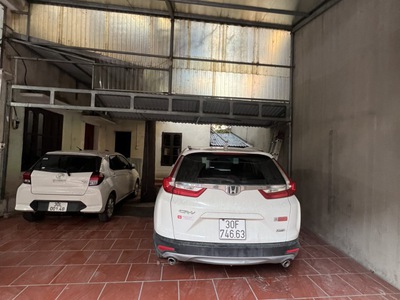 Bán đất ở hoa lâm việt hưng long biên ngõ thông oto vào đất rộng 52m mặt tiền: 4m 10 tỷ 9 2
