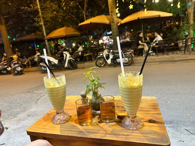 Sang nhượng nhanh quán cà phê tại mặt phố phương mai- đống đa- hà nội. 3