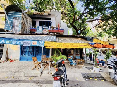 Lô góc - 2 mặt tiền đắc địa   124m2 ngang hơn 8   doanh thu 200tr nhỉnh 9 1