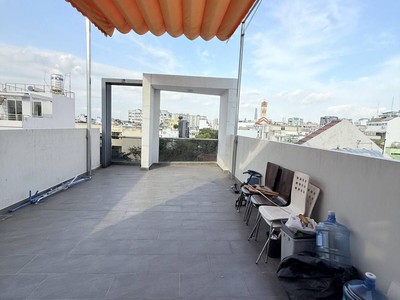 Mặt tiền trung tâm   p.tân định - dòng tiền khủng 90 tr/th chỉ có một   không có căn thứ hai. 4