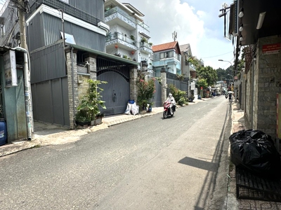Bán nhà mặt tiền linh chiểu thủ đức  ngay đh ngân hàng  kd sầm uất  5x10m  chỉ hơn 5 tỷ 3