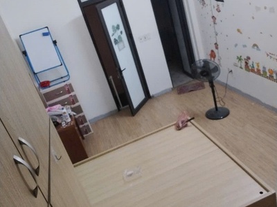 Cho thuê nhà ngõ 72 nguyễn trãi 4 tầng x 25m2, 9 triệu ở gia đình, nhóm 4 người 2