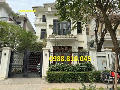Chính chủ bán gấp biệt thự ciputra 198m2 mặt tiền 9m, 3.5 tầng, đường đôi rộng 30m, miễn tg 2