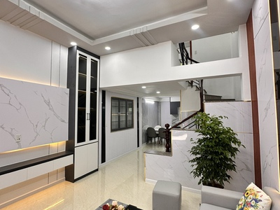 Nhà mới 2 tầng thạnh lộc 19 gần ngã tư ga quận 12 full nội thất 44m2 4x11 - hxh- hướng đn chỉ 2