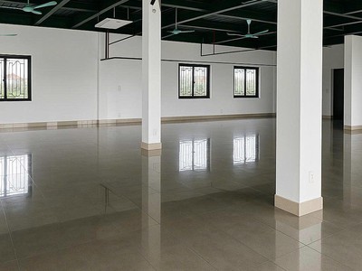 Mặt bằng lớn, vị trí vàng  cho thuê nhà 5 tầng 2.000m  trung tâm lương tài, bắc ninh 1