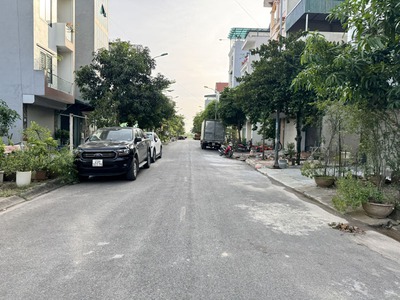 Chủ Ngộp Hạ Sốc  Bán nhanh lô đất vàng 60m2, đường 17m TĐC Trâu Quỳ, giá đầu tư cực tốt 3