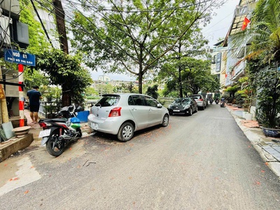 Siêu hiếm võ thị sáu bán 110M tặng nhà phân lô ô tô dừng đỗ kinh doanh hai bà trưng 3