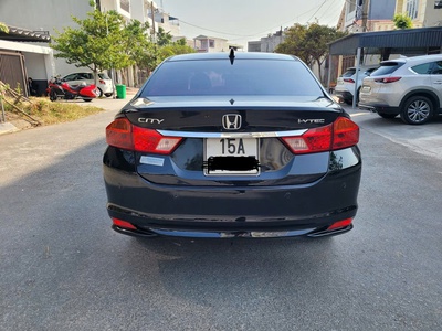 Gia đình cần bán xe Honda City 2016 màu đen 1