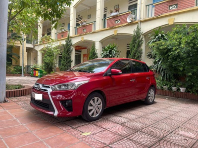 Gia đình cần bán chiếc xe ô tô Toyota Yarit 1.3 G sx 2015 màu đỏ 1