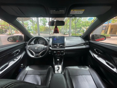 Gia đình cần bán chiếc xe ô tô Toyota Yarit 1.3 G sx 2015 màu đỏ 3