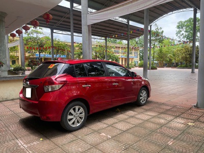 Gia đình cần bán chiếc xe ô tô Toyota Yarit 1.3 G sx 2015 màu đỏ 8