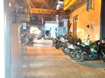 Cực hiếm  đất đình thôn, ô tô tránh, kd, 122m, mt6.2, chỉ nhỉnh 30 tỷ 1