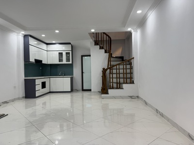 Bán nhà tựu liệt, thanh trì, ngõ 3 gác tránh, gần phố ô tô tránh, 37m2, 6.8tỷ ctl 2