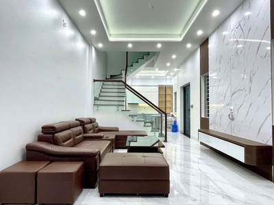 Bán nhà 4 tầng lô góc 2 mặt tiền ngô quyền, hải dương giá chỉ 4.x tỷ 1